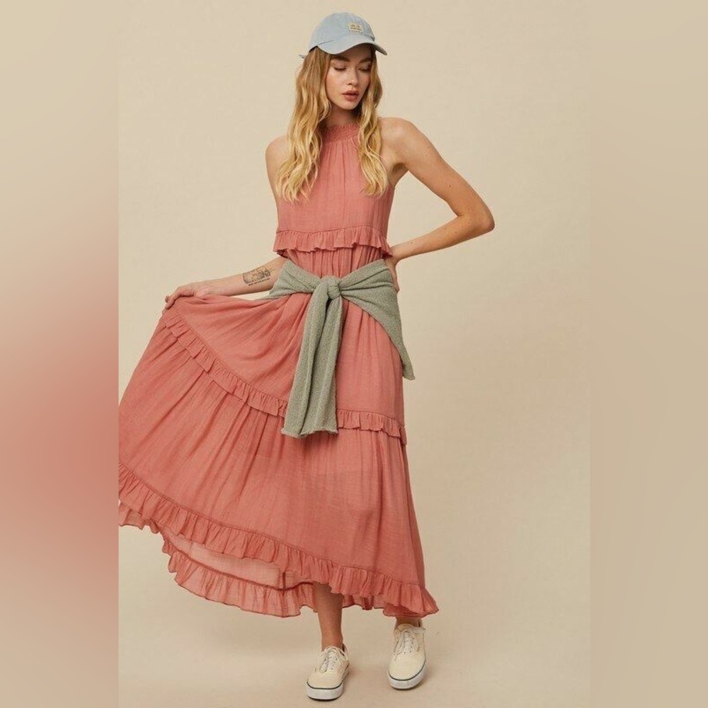 RED DRESS BOUTIQUE Tiered ruffle dress